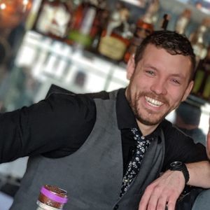 Meet your Posher, Connor